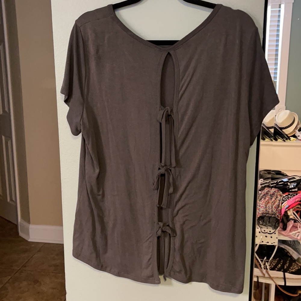 BKE NWT grey top cute tie back